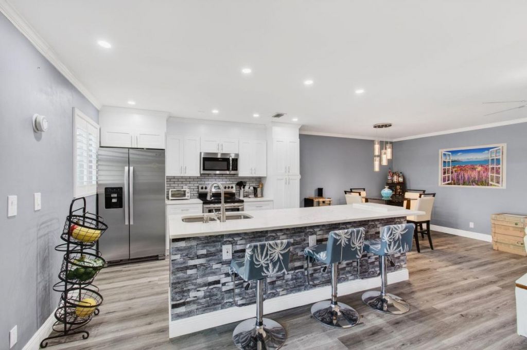 1320 High Point Place S, Unit C, Delray Beach, FL 33445 Photo