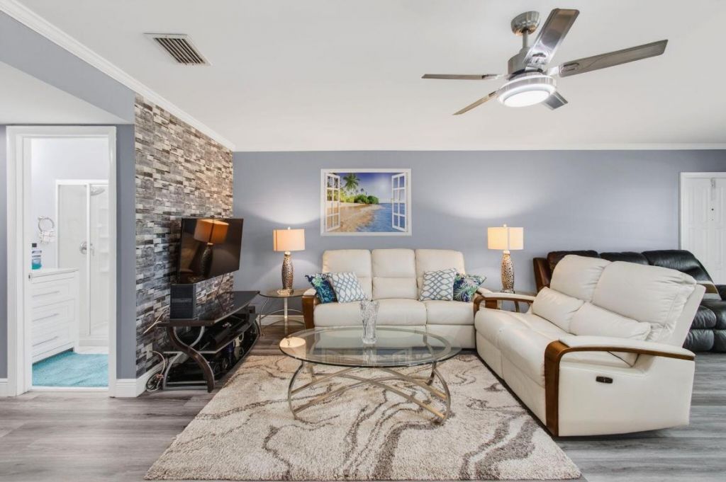 1320 High Point Place S, Unit C, Delray Beach, FL 33445 Photo