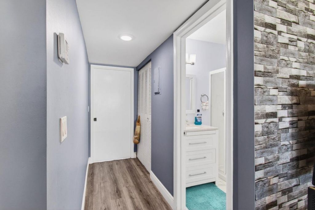 1320 High Point Place S, Unit C, Delray Beach, FL 33445 Photo