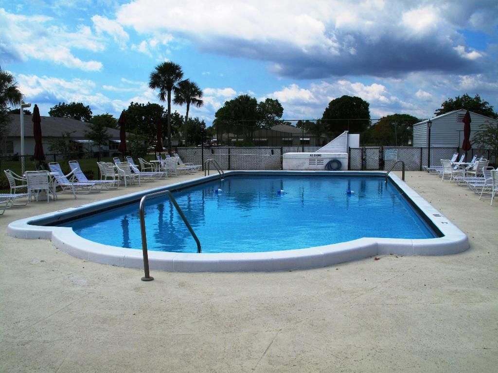 1320 High Point Place S, Unit C, Delray Beach, FL 33445 Photo