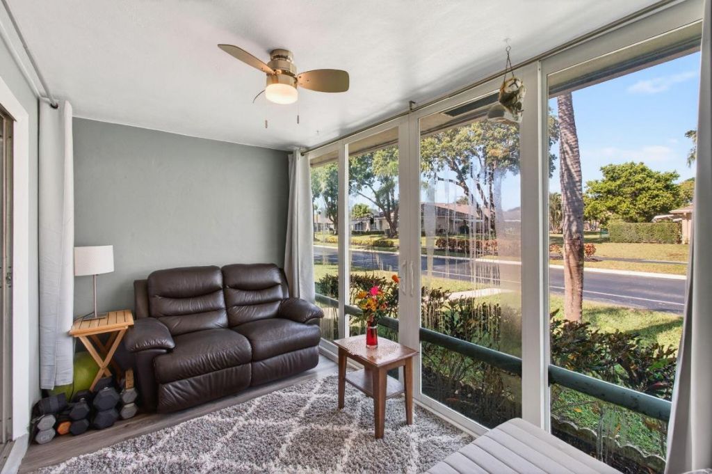 1320 High Point Place S, Unit C, Delray Beach, FL 33445 Photo