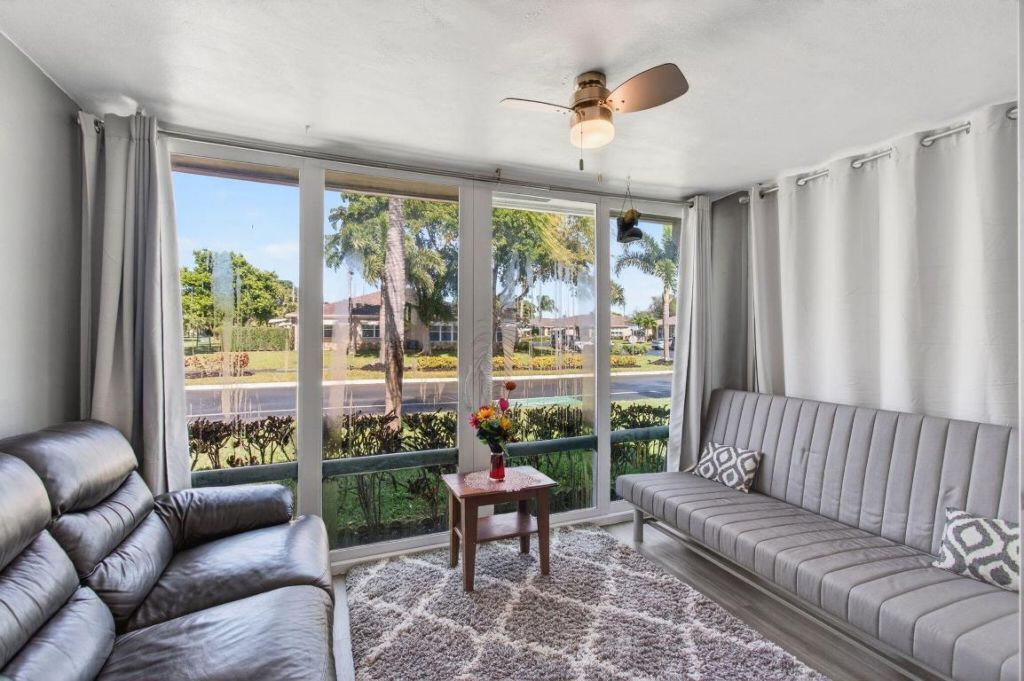 1320 High Point Place S, Unit C, Delray Beach, FL 33445 Photo