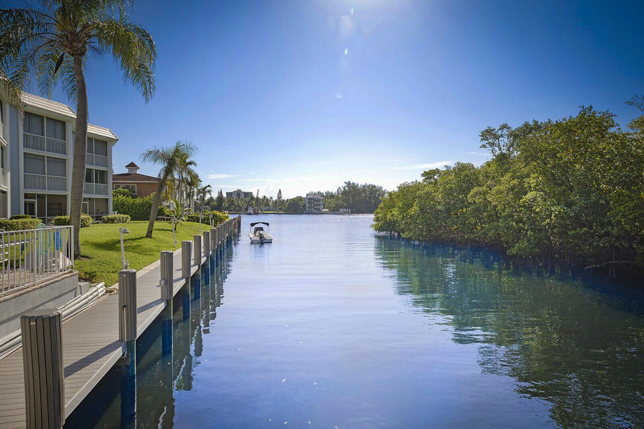 700 NE Harbour Terrace, Unit 2310, Boca Raton, FL 33431 Photo