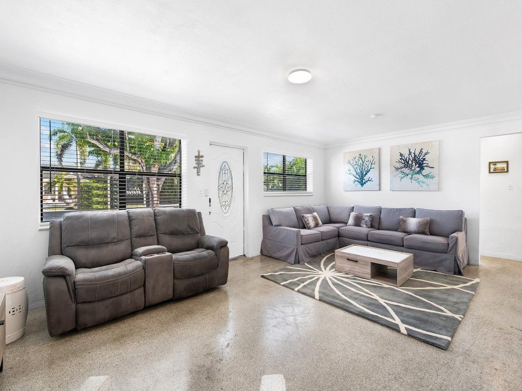 413 NE 25th Avenue, Pompano Beach, FL 33062 Photo