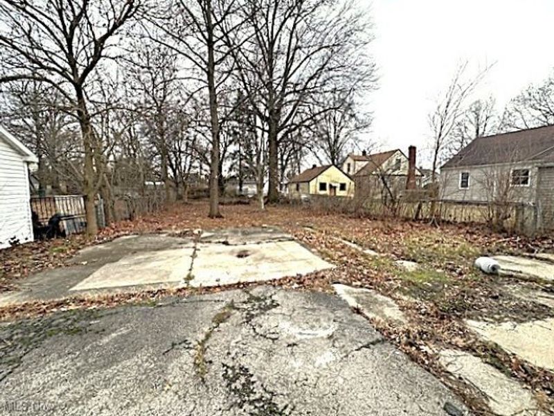 1323 W Elm Street, Lima, OH 45805 Photo 23