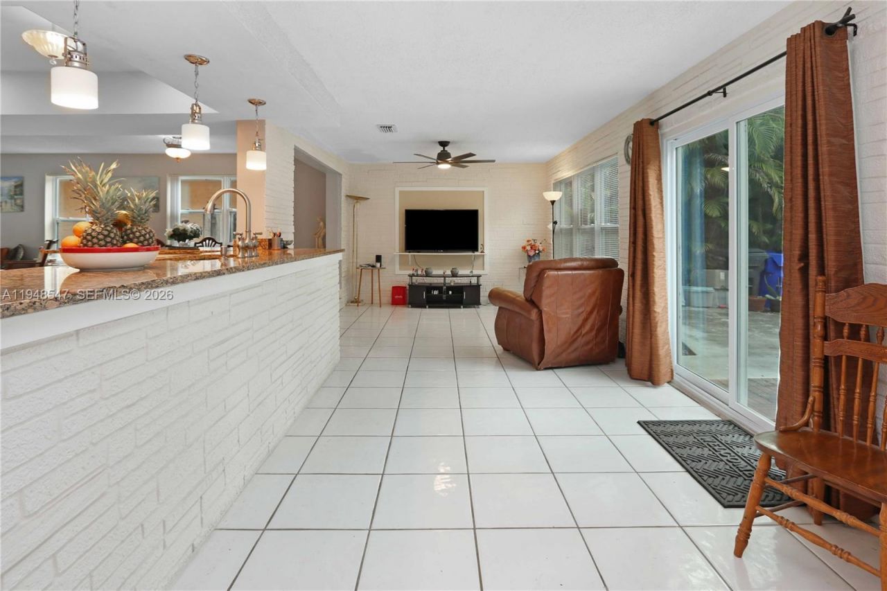 1308 Hollywood Blvd, Hollywood, FL 33019 Photo