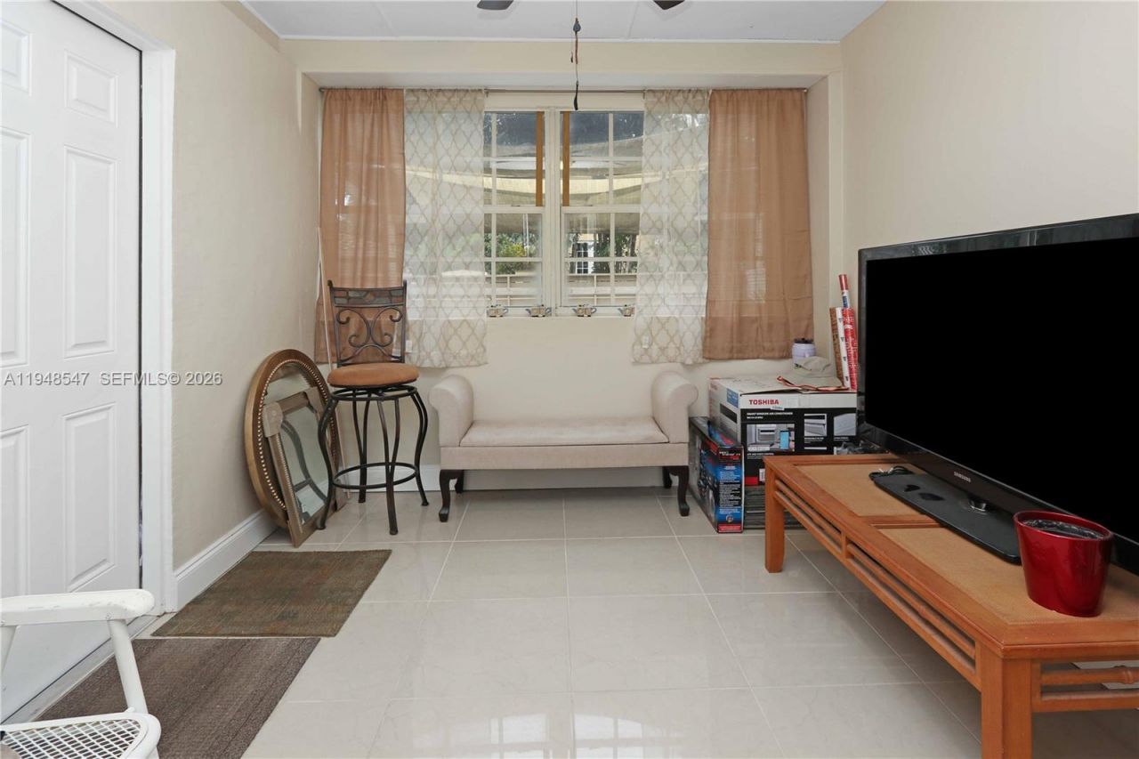 1308 Hollywood Blvd, Hollywood, FL 33019 Photo