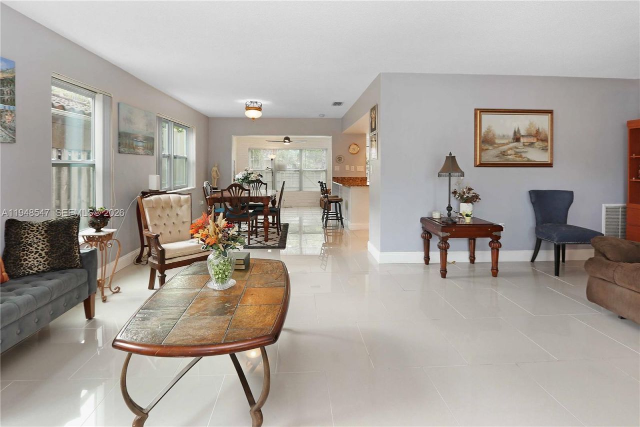 1308 Hollywood Blvd, Hollywood, FL 33019 Photo