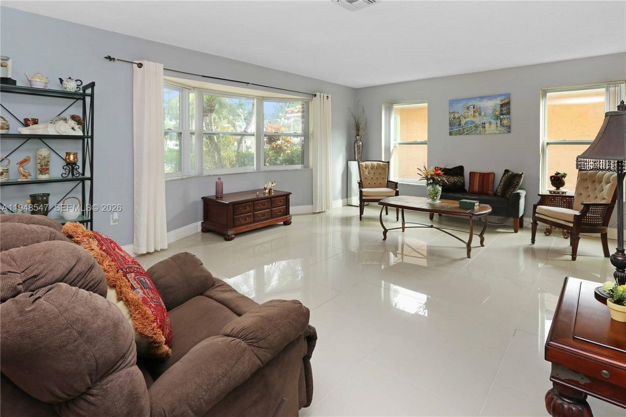 1308 Hollywood Blvd, Hollywood, FL 33019 Photo