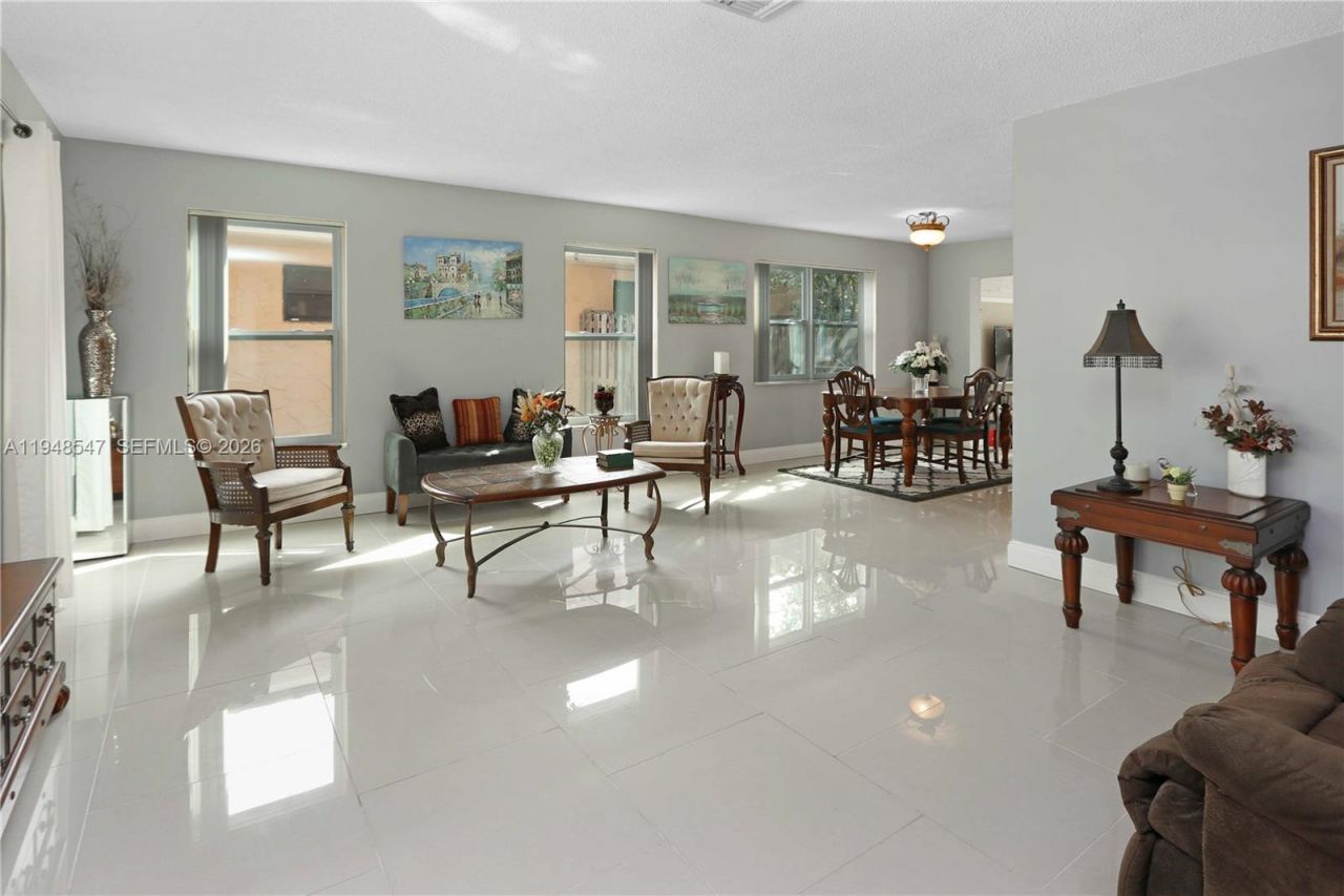 1308 Hollywood Blvd, Hollywood, FL 33019 Photo