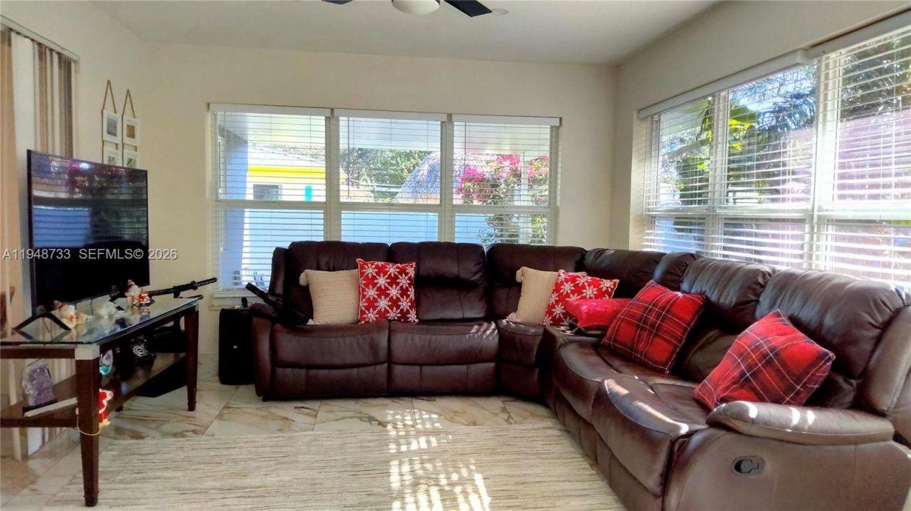 2614 Fillmore St, Hollywood, FL 33020 Photo