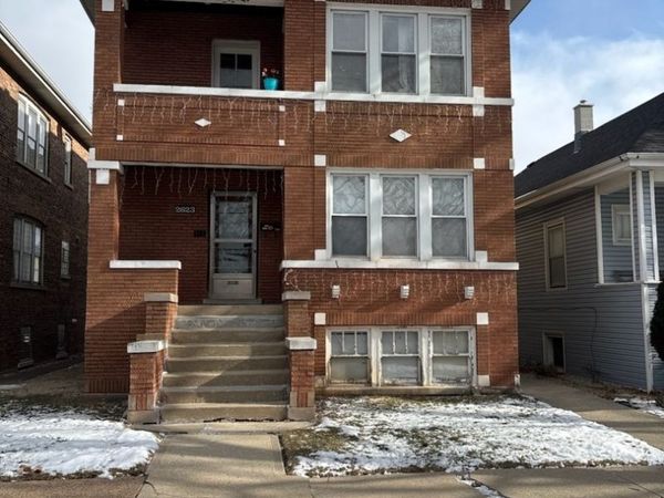 2623 N Marmora Avenue , Chicago, IL 60639
