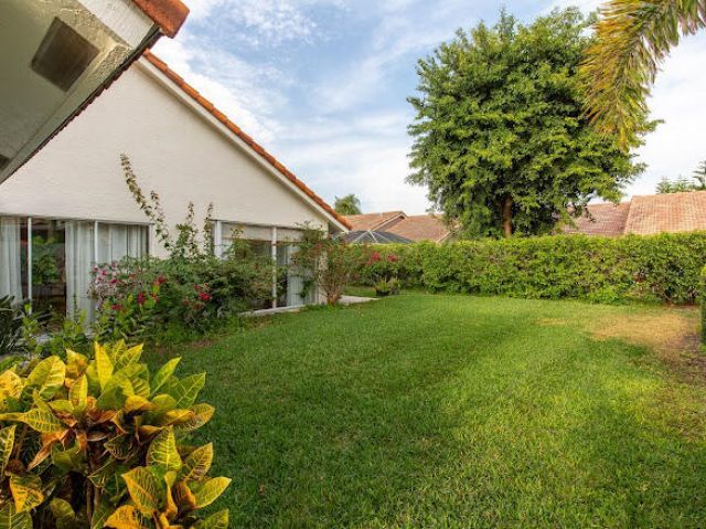 6155 Golf Villas Drive, Boynton Beach, FL 33437 Photo