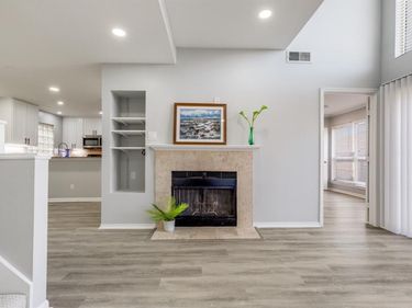 4221 Cole Avenue, Unit 202, Dallas, TX 75205