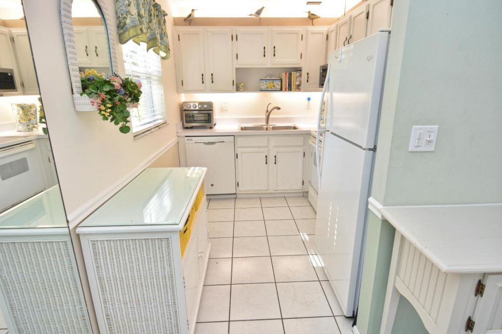 1225 NW 21st Street, Unit 203, Stuart, FL 34994 Photo