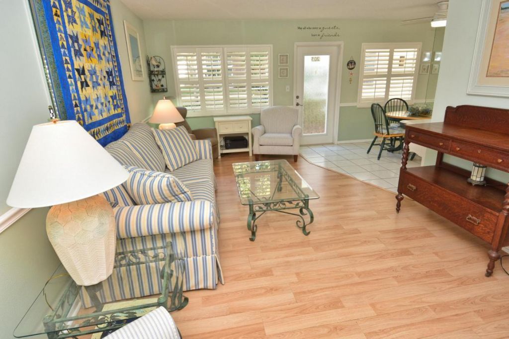 1225 NW 21st Street, Unit 203, Stuart, FL 34994 Photo