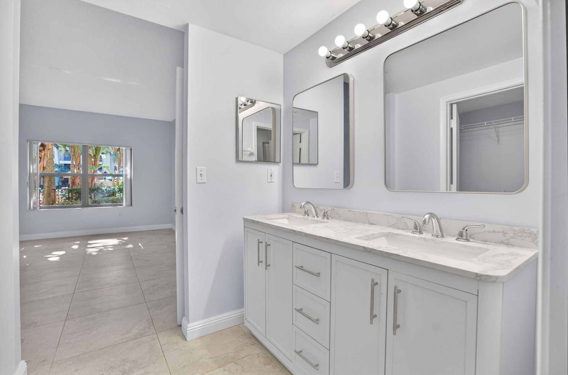 800 Uno Lago Drive, Unit 102, Juno Beach, FL 33408 Photo