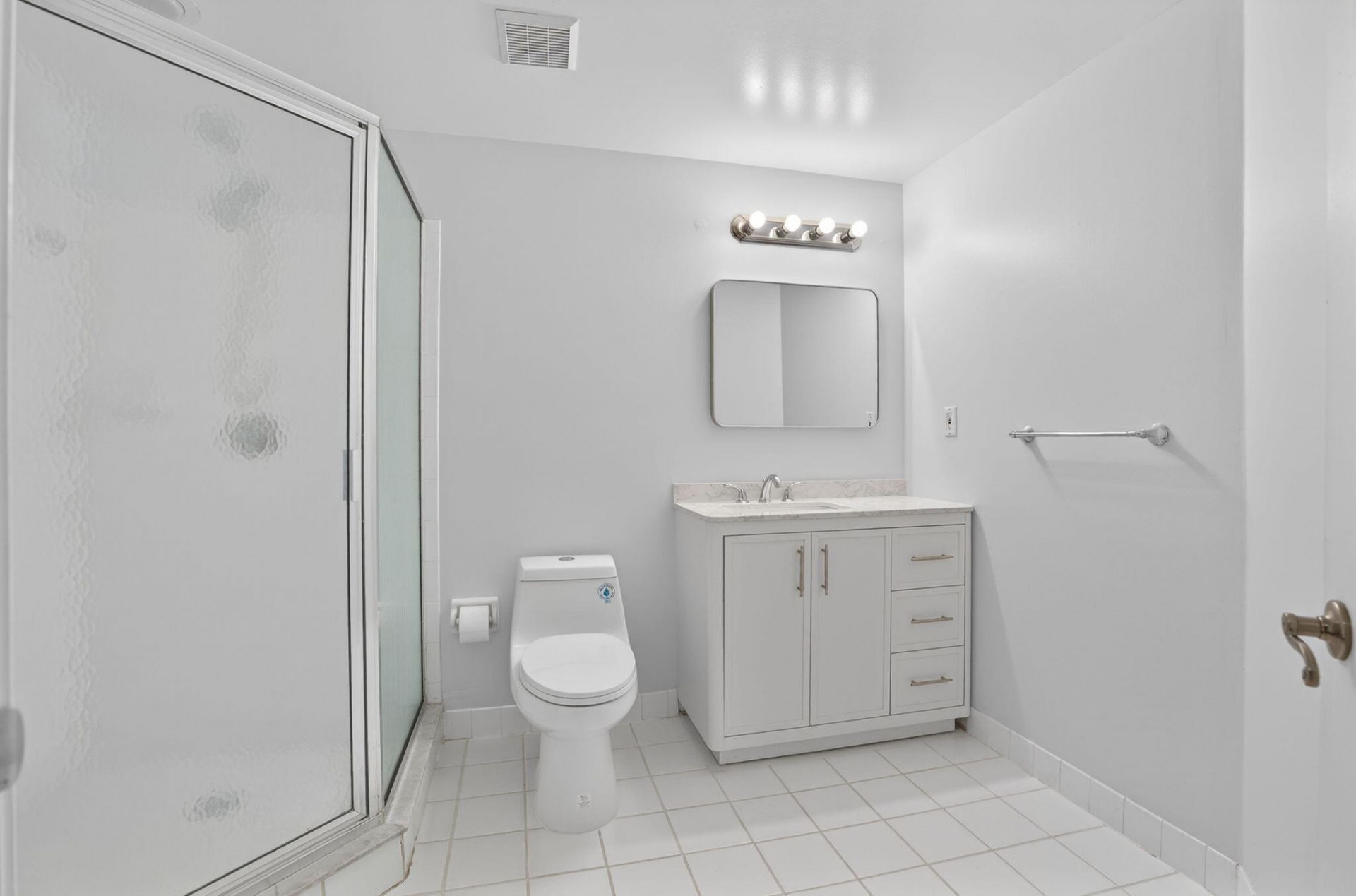 800 Uno Lago Drive, Unit 102, Juno Beach, FL 33408 Photo