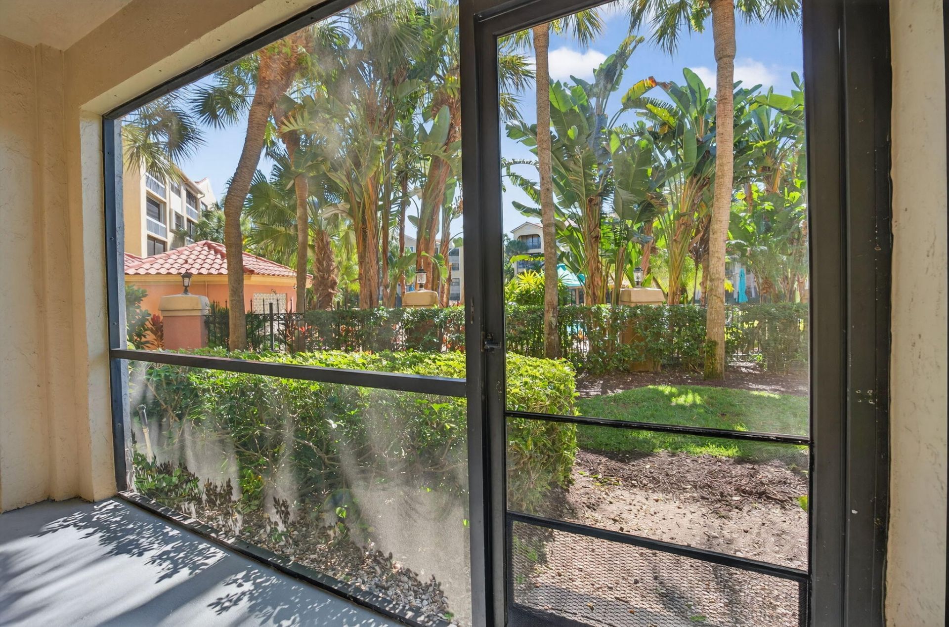 800 Uno Lago Drive, Unit 102, Juno Beach, FL 33408 Photo