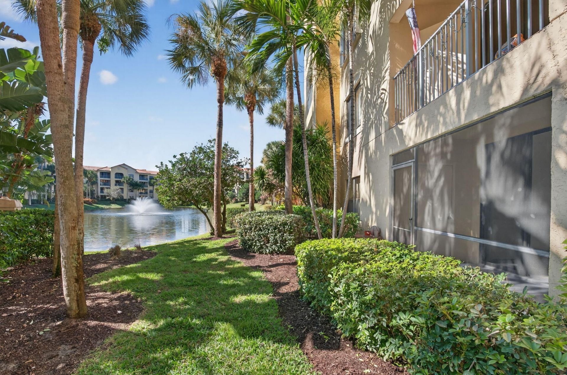 800 Uno Lago Drive, Unit 102, Juno Beach, FL 33408 Photo