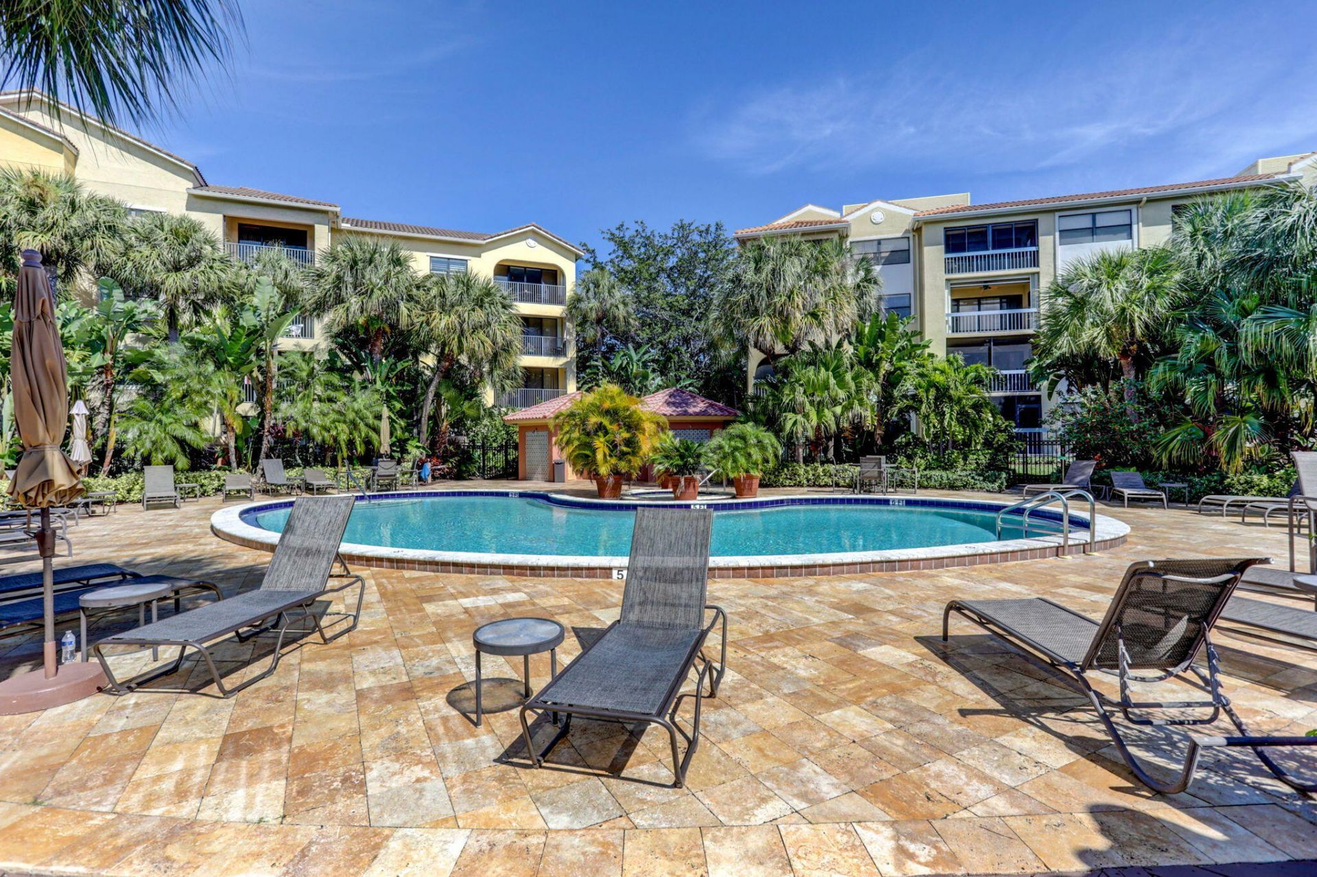 800 Uno Lago Drive, Unit 102, Juno Beach, FL 33408 Photo