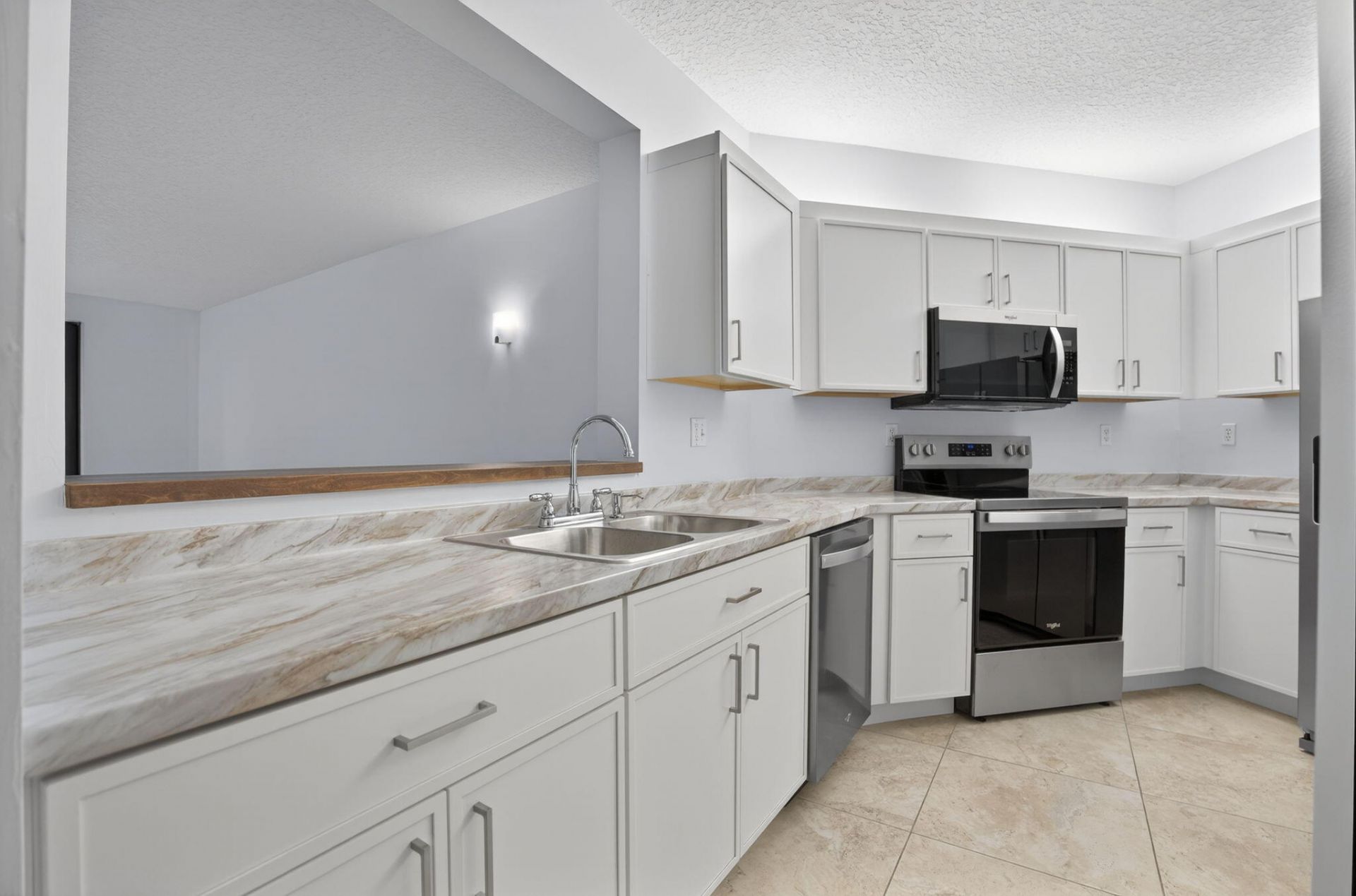 800 Uno Lago Drive, Unit 102, Juno Beach, FL 33408 Photo