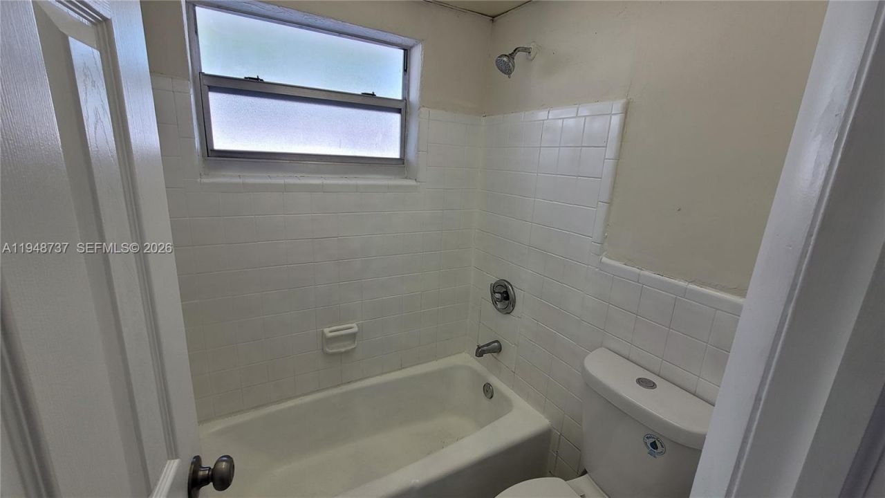 13240 Port Said Rd, Unit 19, Opa Locka, FL 33054 Photo