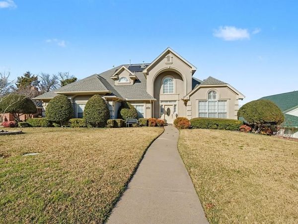605 Ten Mile Drive, DeSoto, TX 75115