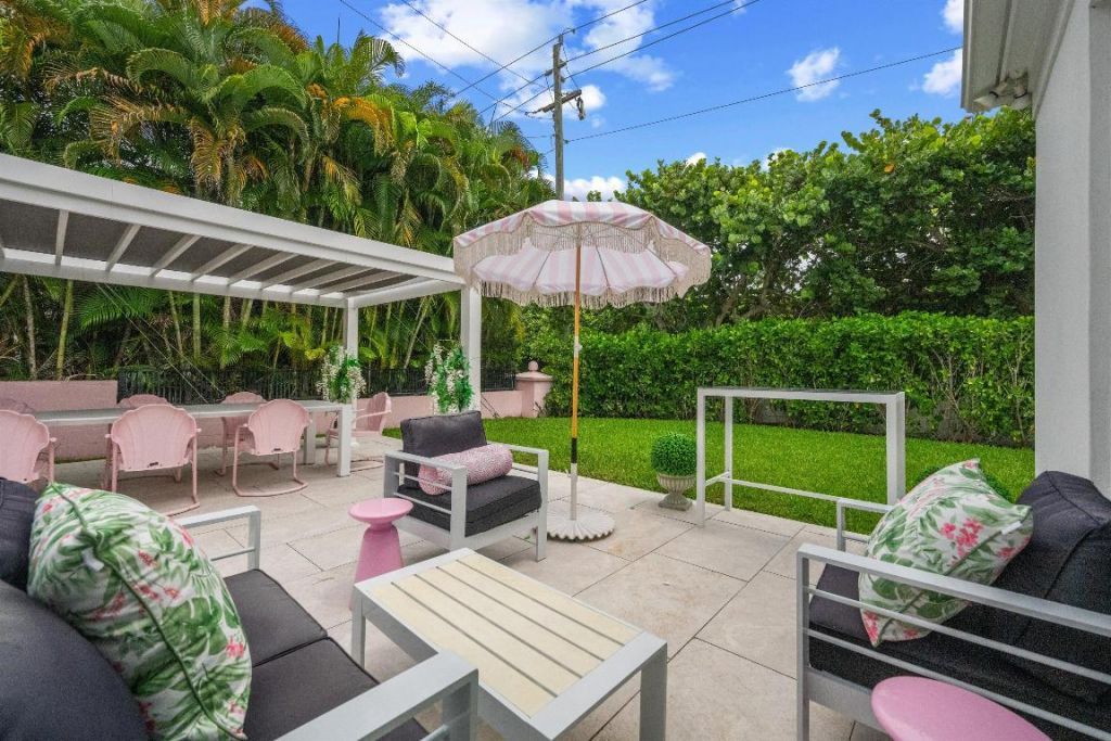 201 Bahama Lane, Palm Beach, FL 33480 Photo