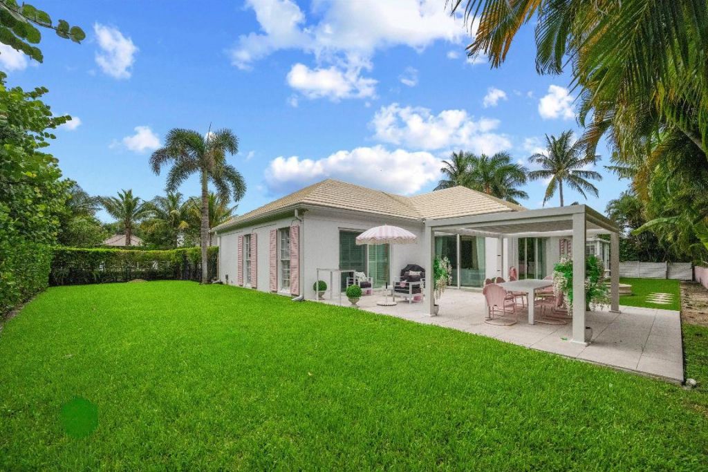 201 Bahama Lane, Palm Beach, FL 33480 Photo