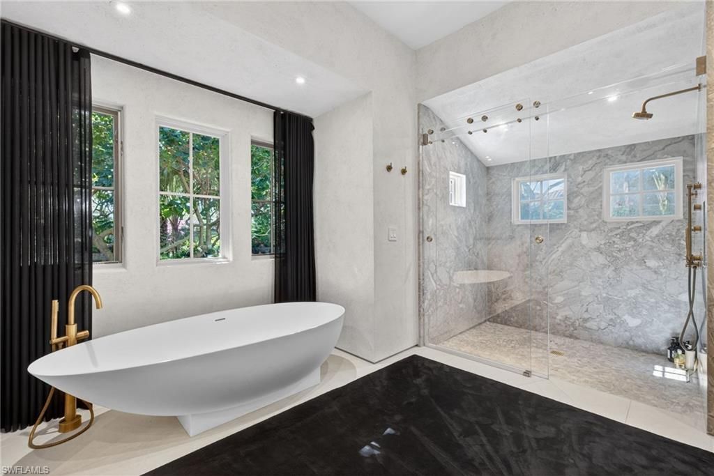 16469 Celebrita Ct, Naples, FL 34110 Photo