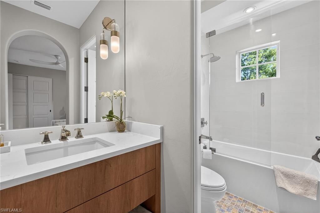 16469 Celebrita Ct, Naples, FL 34110 Photo