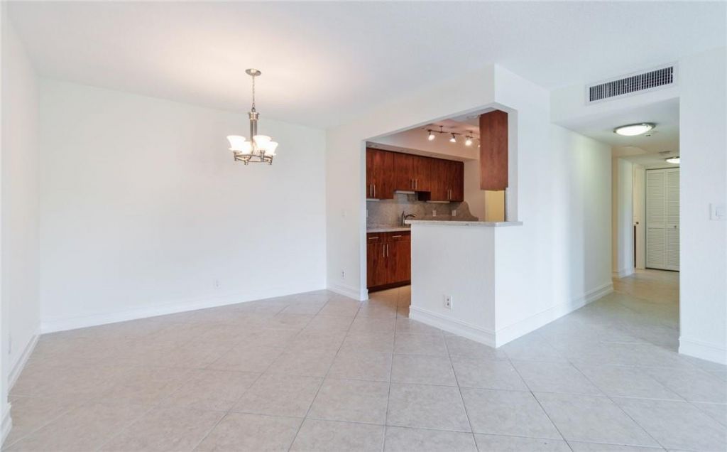 950 Ponce De Leon Rd, Unit 408, Boca Raton, FL 33432 Photo