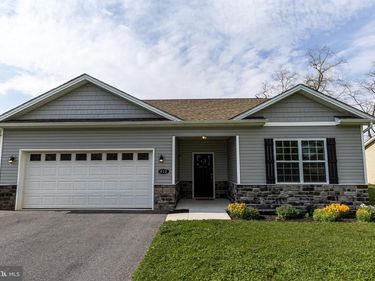 912 CAVALRY STREET, CARLISLE, PA 17013