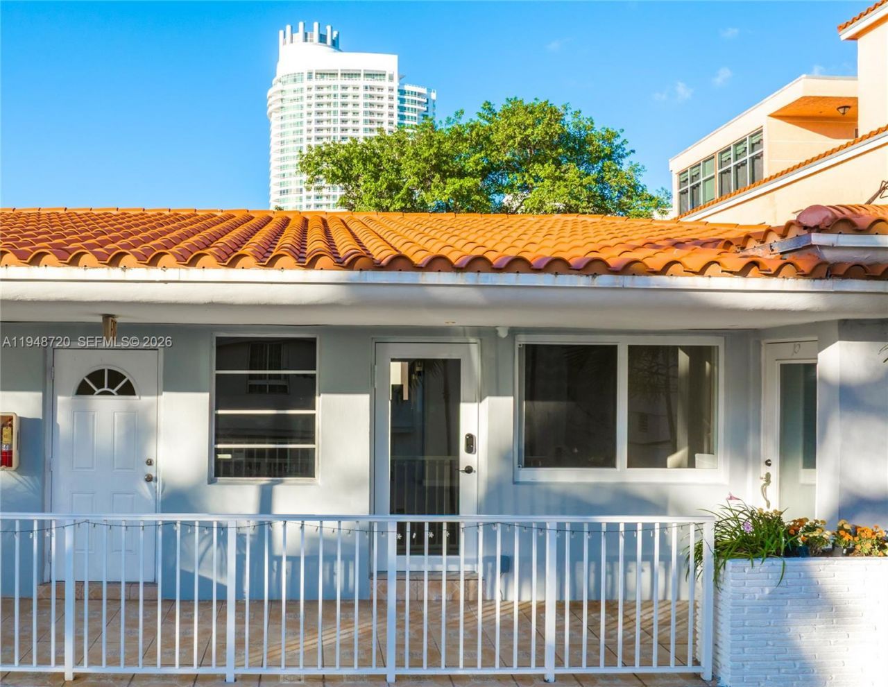 4201 Indian Creek Dr , Unit 9, Miami Beach, FL 33140 Photo