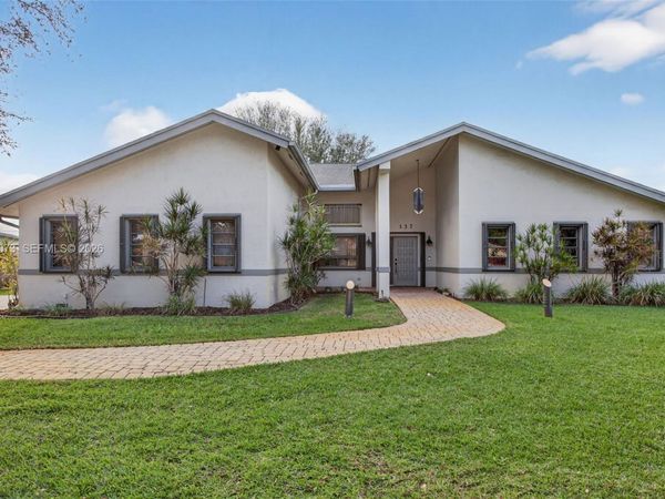 137 E Palm Dr, Margate, FL 33063