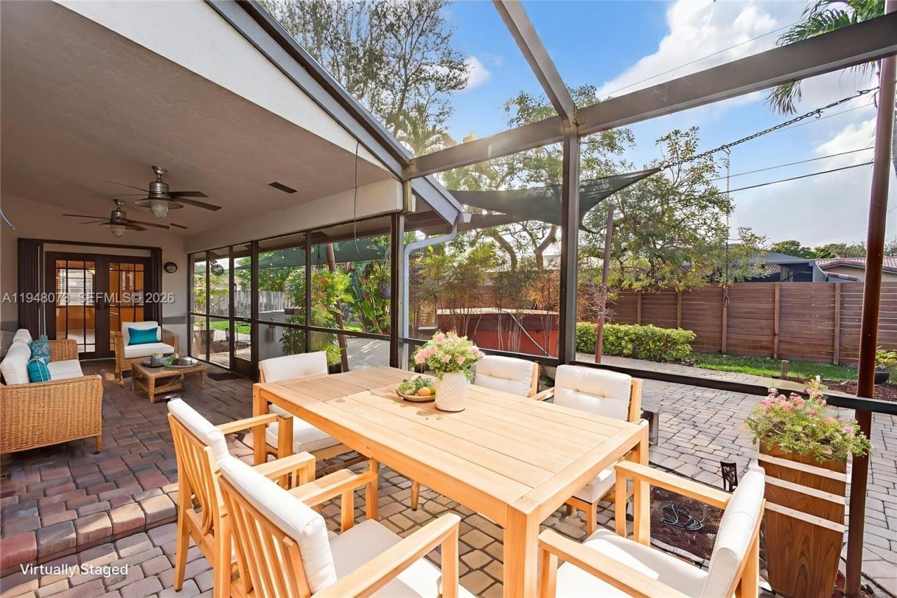 137 E Palm Dr, Margate, FL 33063 Photo