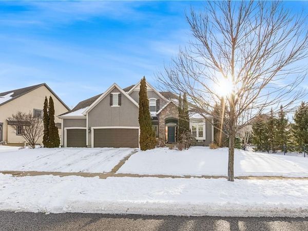 15540 Eby Street, Overland Park, KS 66221