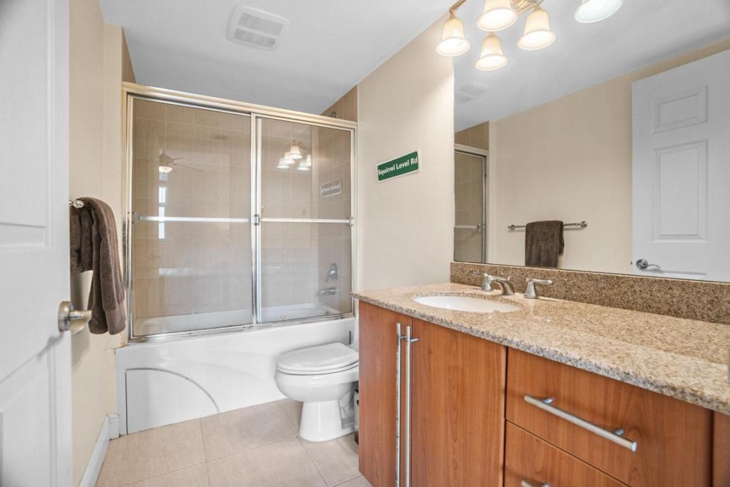 610 Clematis Street, Unit 611, West Palm Beach, FL 33401 Photo