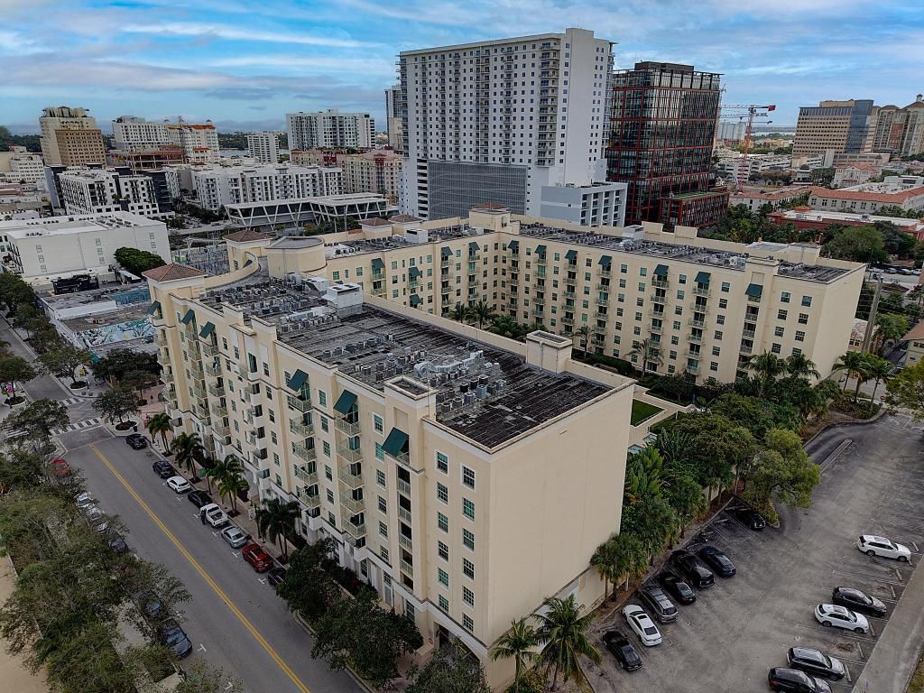 610 Clematis Street, Unit 611, West Palm Beach, FL 33401 Photo