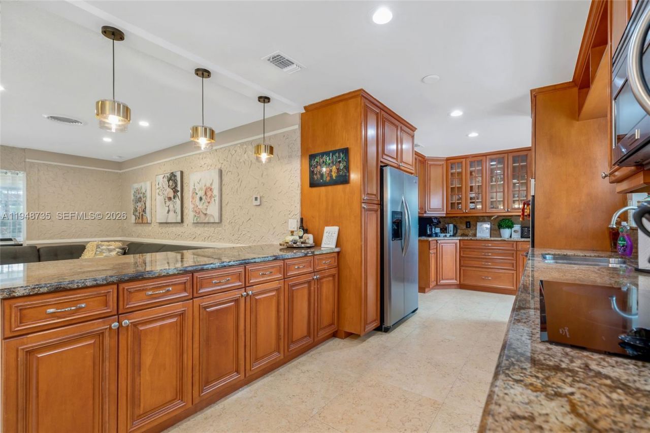 1960 Coral Reef Dr, Lauderdale by the Sea, FL 33062 Photo