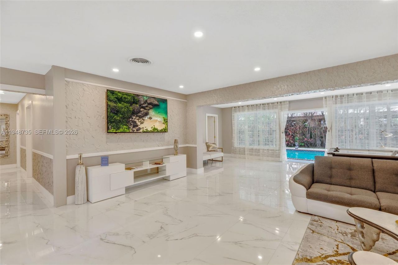 1960 Coral Reef Dr, Lauderdale by the Sea, FL 33062 Photo