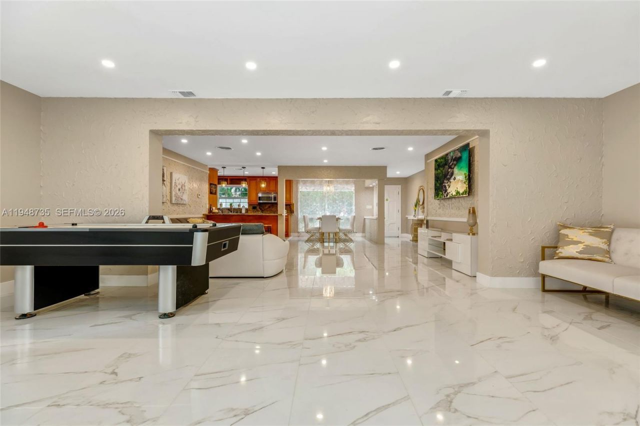 1960 Coral Reef Dr, Lauderdale by the Sea, FL 33062 Photo