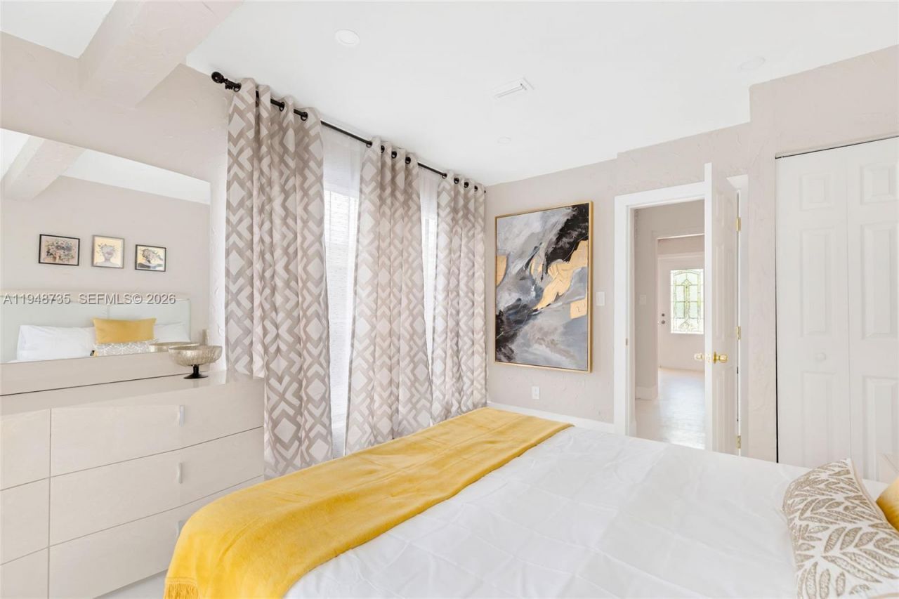 1960 Coral Reef Dr, Lauderdale by the Sea, FL 33062 Photo