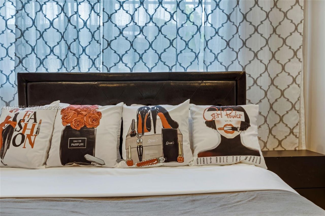 1960 Coral Reef Dr, Lauderdale by the Sea, FL 33062 Photo