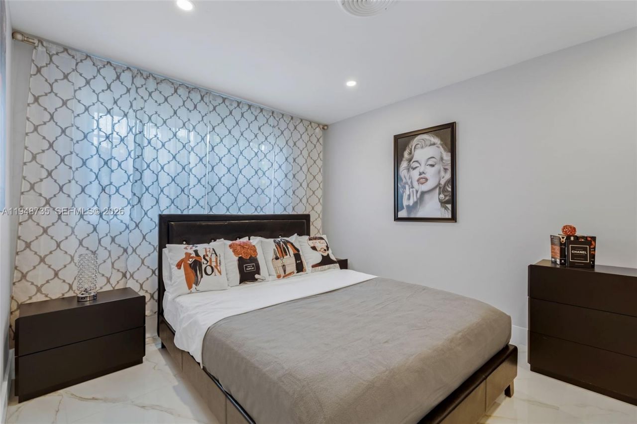 1960 Coral Reef Dr, Lauderdale by the Sea, FL 33062 Photo