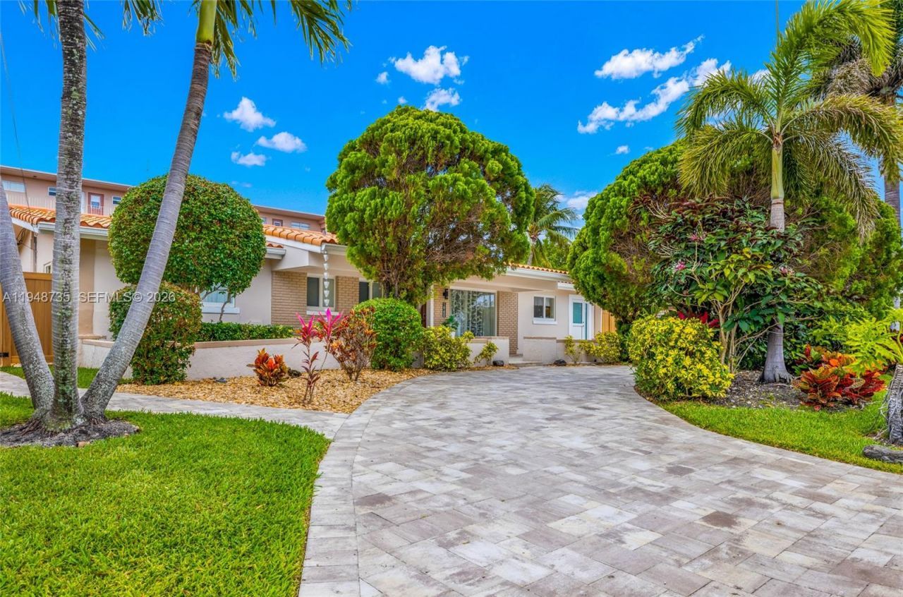 1960 Coral Reef Dr, Lauderdale by the Sea, FL 33062 Photo