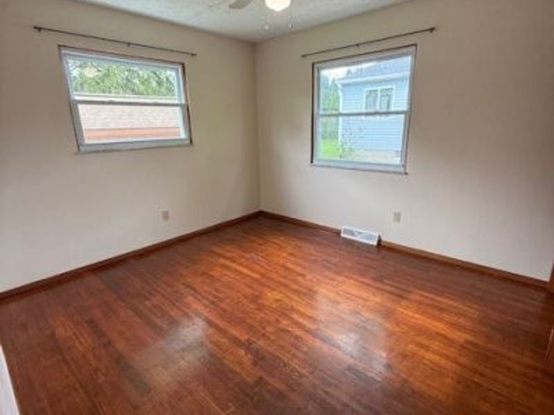1378 Cayuga Avenue, Akron, OH 44312 Photo 22