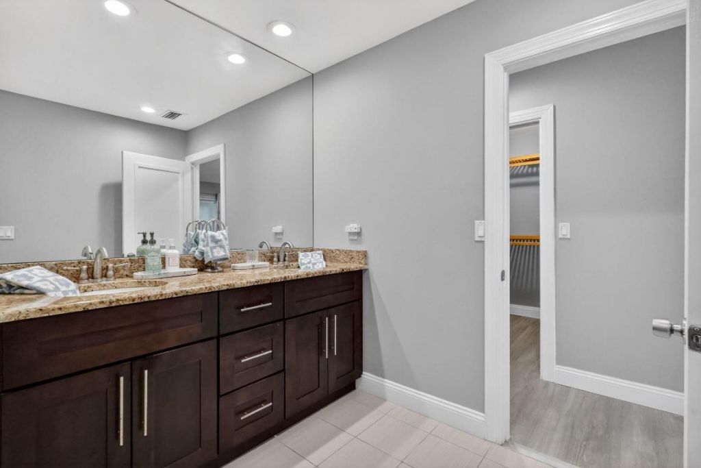 1100 Surf Road, Unit 201, Singer Island, FL 33404 Photo