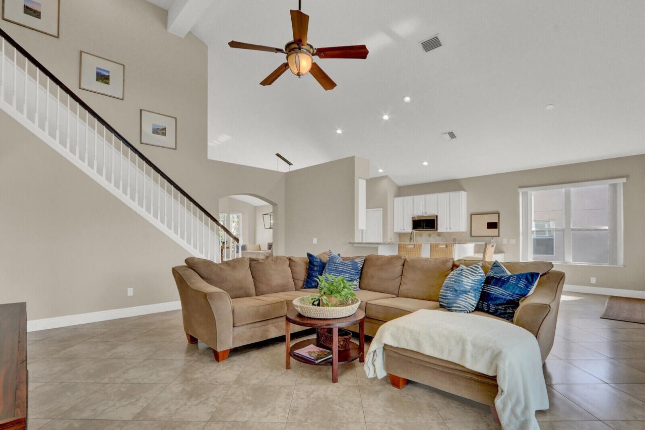 620 SW Barbuda Bay, Port Saint Lucie, FL 34986 Photo